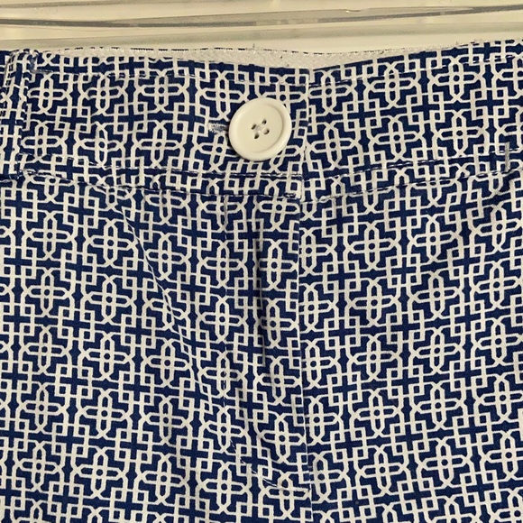 (CLOSET CLOSING FINAL SALE) Geometric Pattern Cropped Capri Cute Dress Pants - Picture 5 of 8